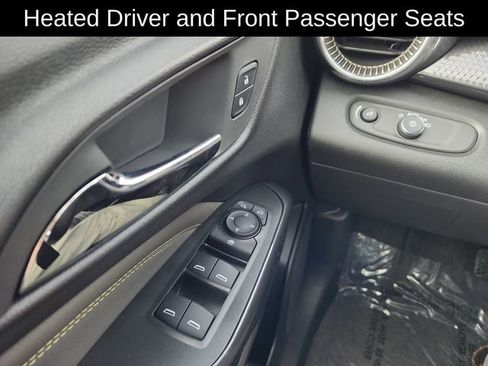 Used 2026 Chevrolet Trax ACTIV w/ Sunroof Package image 36