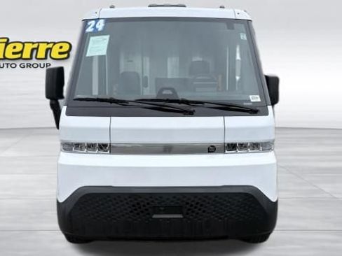 Used 2024 Chevrolet Brightdrop 400 w/ Commercial Equipment Package AWD/4WD image 7
