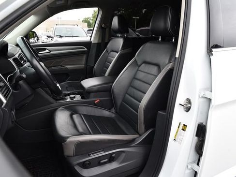 Certified 2022 Volkswagen Atlas SEL Premium AWD/4WD image 19