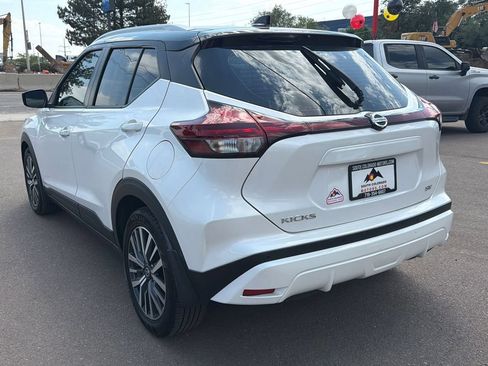 Used 2021 Nissan Kicks SV FWD image 5