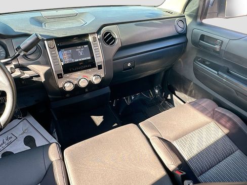 Used 2016 Toyota Tundra SR w/ Tow Package image 21