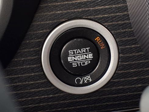 Used 2019 RAM 2500 Limited image 38