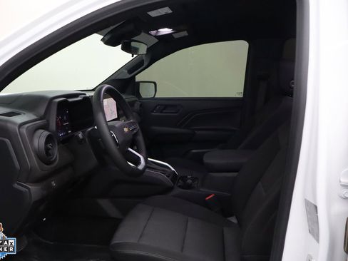 Used 2026 Chevrolet Colorado W/T w/ WT Convenience Package II RWD image 22