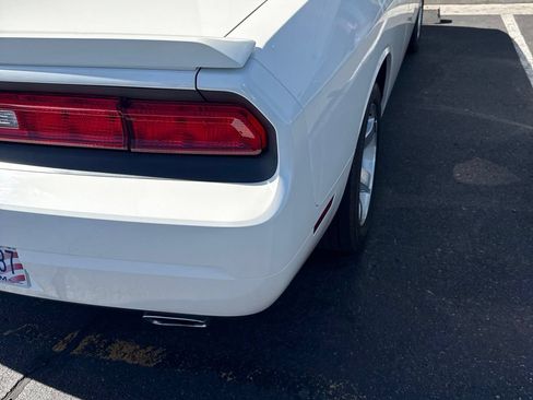 Used 2009 Dodge Challenger R/T RWD image 15