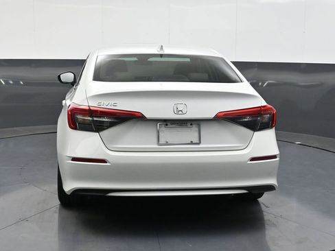 Used 2023 Honda Civic EX image 5