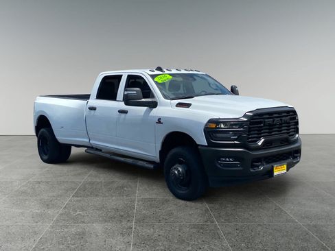 Used 2026 RAM 3500 Tradesman AWD/4WD image 7