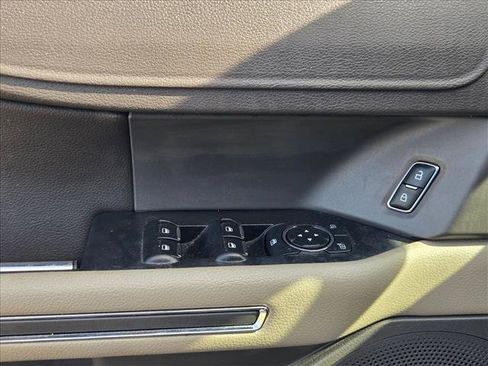 Used 2020 Ford Expedition XLT w/ Equipment Group 201A RWD image 8