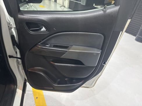 Used 2018 Chevrolet Colorado Z71 image 31