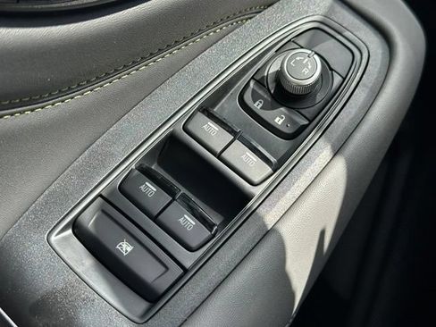 Used 2025 Subaru Outback Onyx Edition AWD/4WD image 26