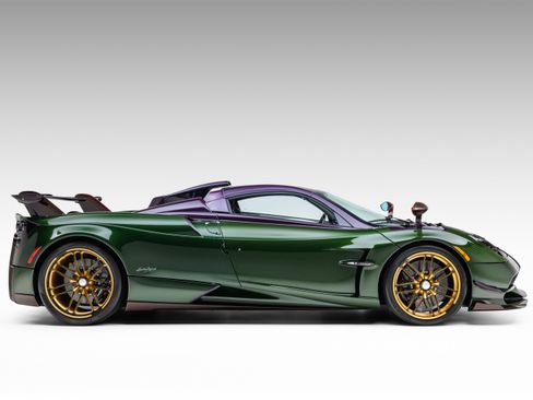 Used 2020 Pagani Huayra image 7