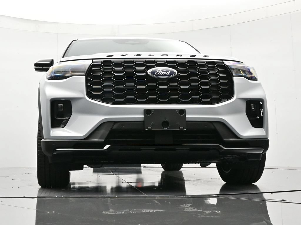 New 2026 Ford Explorer ST-Line w/ ST-Line Street Pack RWD image 40