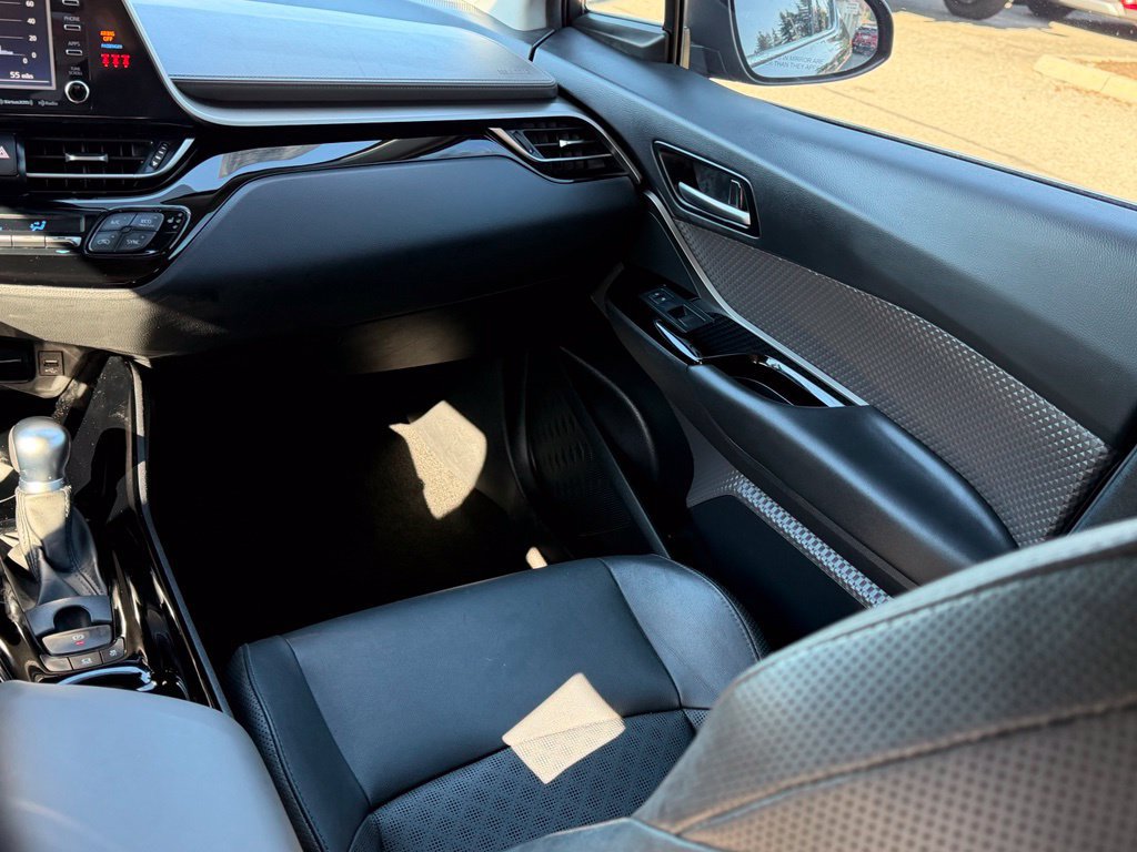 Certified 2022 Toyota C-HR Limited FWD image 20