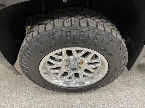 Used 2022 GMC Canyon AT4 AWD/4WD image 15
