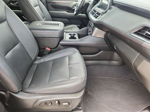 Used 2023 Chevrolet Suburban RST w/ Luxury Package AWD/4WD image 29