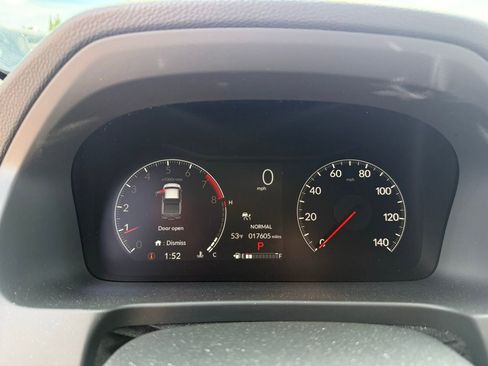 Used 2025 Honda Ridgeline Black Edition image 14