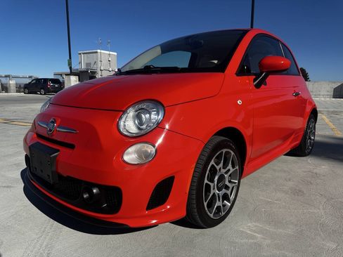 Used 2018 FIAT 500 Pop FWD image 2