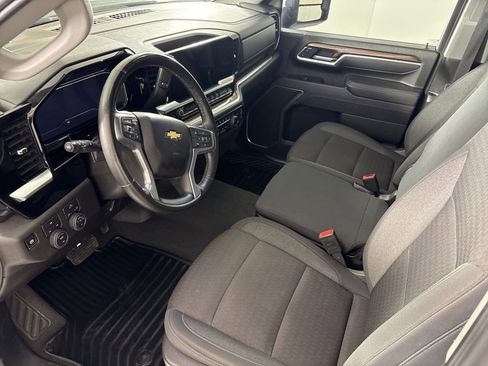 Used 2025 Chevrolet Silverado 2500 LT w/ Convenience Package AWD/4WD image 28