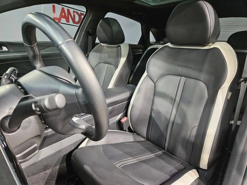 Used 2025 Kia K5 GT-Line w/ GT-Line Premium Package FWD image 25