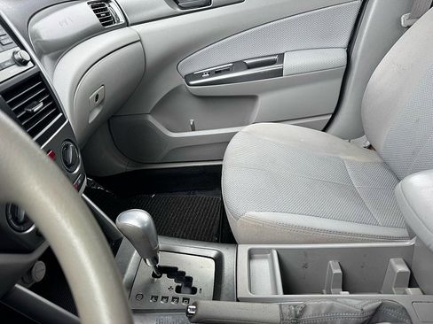 Used 2011 Subaru Forester 2.5X w/ Alloy Wheel Value Pkg image 12