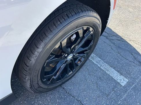 Used 2023 Chevrolet Equinox LT w/ Driver Convenience Package image 20