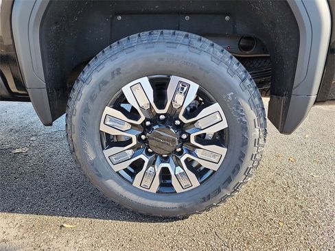 New 2026 GMC Sierra 2500 Denali w/ Denali Reserve Package image 29