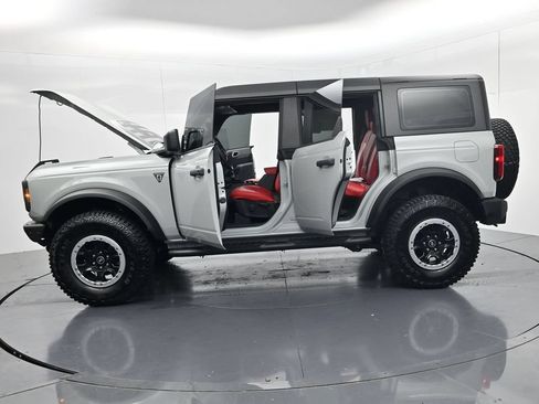 Used 2022 Ford Bronco 4-Door w/ Sasquatch Package AWD/4WD image 57