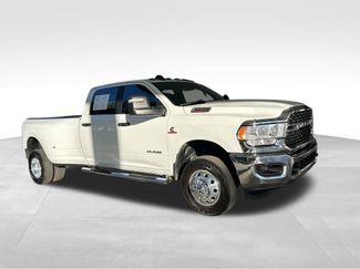 Used 2024 RAM 3500 Big Horn video 2