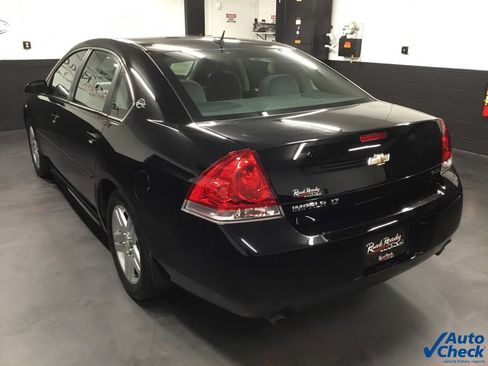 Used 2014 Chevrolet Impala LT w/ LT Sunroof Package image 7