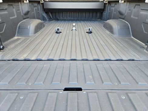 Used 2024 GMC Sierra 3500 Denali Ultimate AWD/4WD image 31