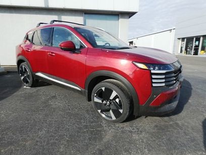 New 2025 Nissan Kicks SR w/ Illumination Package