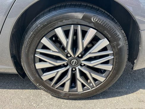 Used 2025 Nissan Altima 2.5 SV image 30