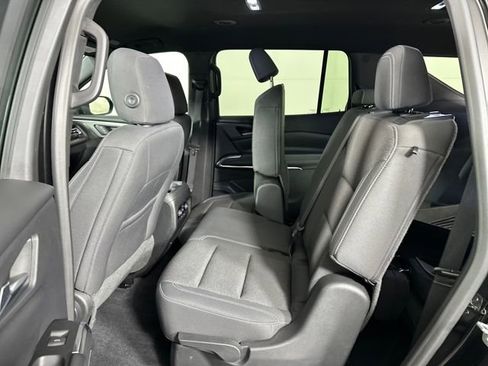 Used 2024 Chevrolet Traverse LS image 25