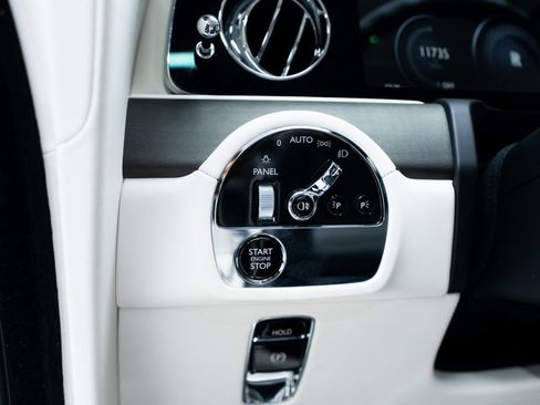 Used 2024 Rolls-Royce Spectre w/ Spectre Launch Package AWD/4WD image 35