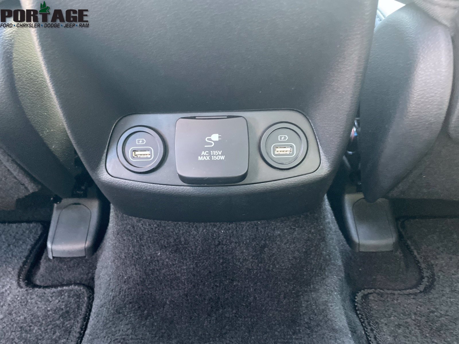 Used 2023 Hyundai Santa Fe Calligraphy AWD/4WD image 31