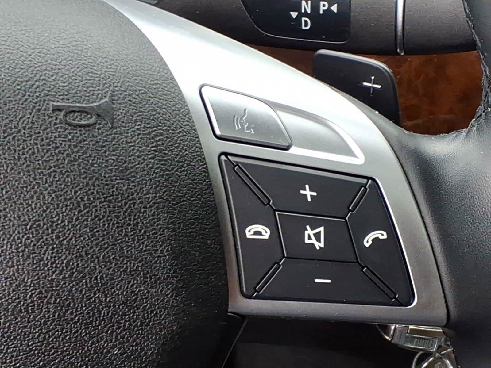Used 2012 Mercedes-Benz ML 350 BlueTEC 4MATIC image 19