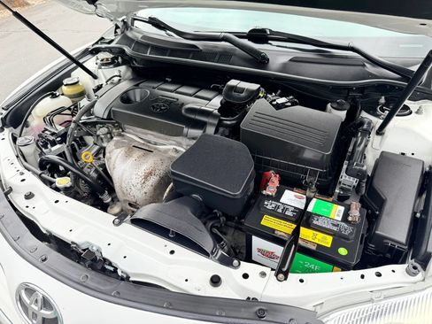 Used 2011 Toyota Camry LE FWD image 17