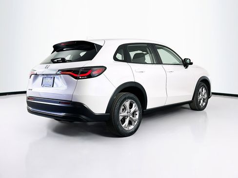Used 2024 Honda HR-V LX image 9