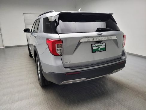Used 2020 Ford Explorer XLT w/ Equipment Group 202A AWD/4WD image 6