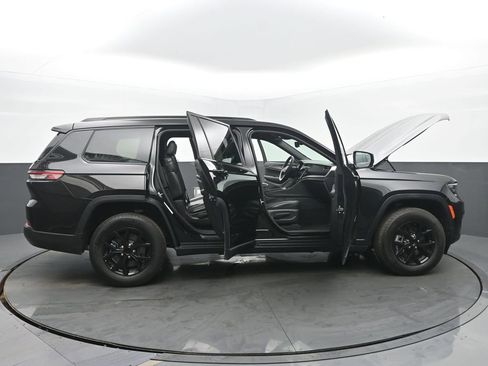 Used 2024 Jeep Grand Cherokee L Laredo AWD/4WD image 59
