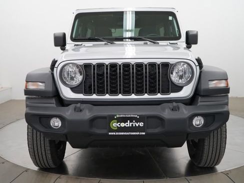Used 2024 Jeep Wrangler Sport image 2