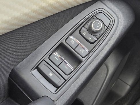 Used 2022 Subaru Ascent Premium w/ Convenience Package image 13