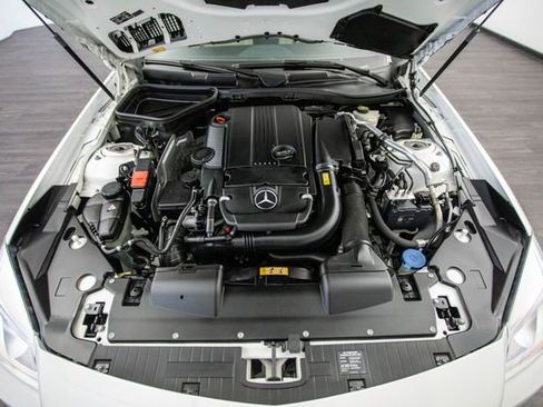Used 2014 Mercedes-Benz SLK 250 2dr Roadster SLK 250 w/ Premium Package image 13