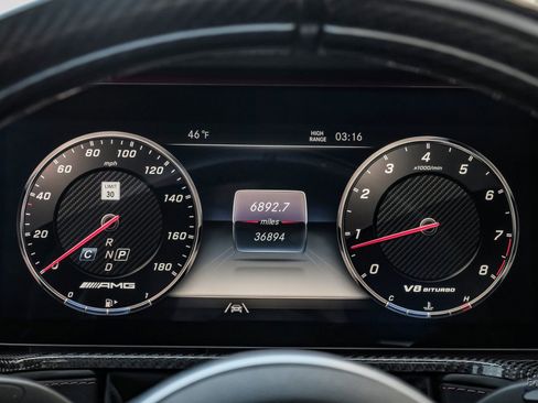 Used 2021 Mercedes-Benz G 63 AMG G 63 AMG 4MATIC Interior Pac image 68