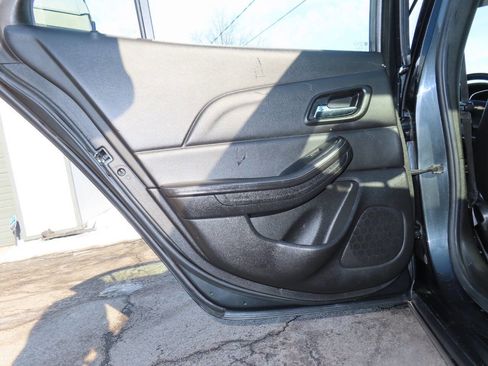 Used 2016 Chevrolet Malibu LTZ image 35