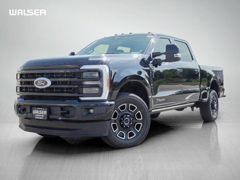 Used 2025 Ford F350 Platinum AWD/4WD image 1