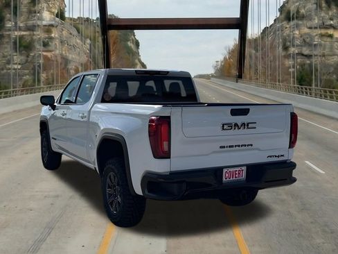 New 2026 GMC Sierra 1500 AT4X w/ LPO, Black Badging Package AWD/4WD image 8