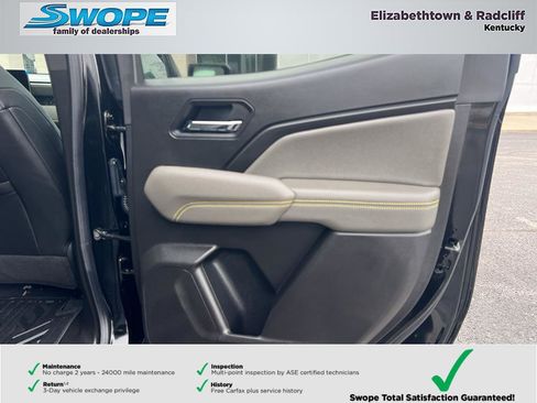 Used 2025 Chevrolet Colorado ZR2 w/ Technology Package AWD/4WD image 21