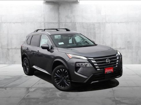 New 2026 Nissan Rogue Platinum w/ Platinum Premium Package image 2