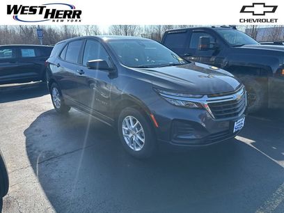 Used 2022 Chevrolet Equinox LS w/ LS Convenience Package