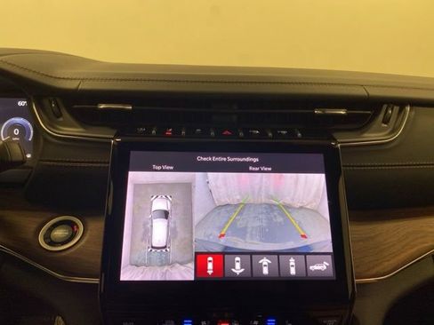 Used 2023 Jeep Grand Cherokee Summit w/ Luxury Tech Group V image 14